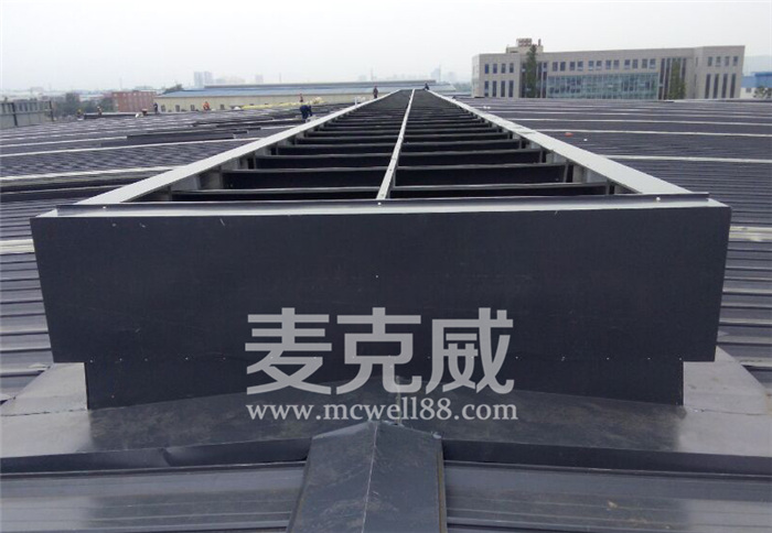 屋頂通風(fēng)天窗安裝